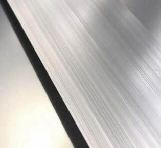 Алюминиевая полоса: лёгкий материал с большим списком дел