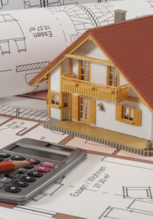 От чего зависит стоимость строительства дома под ключ?
