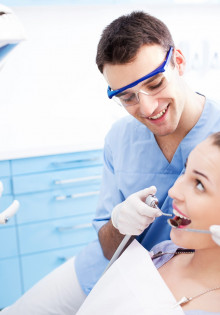 По каким критериям нужно выбирать стоматологию?