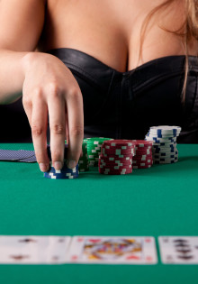 Фиброзно-кистозные изменения молочных желез: что это такое и как с этим справиться