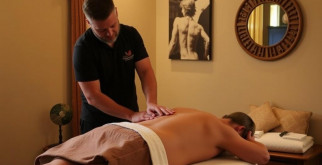 Курсы массажа: как выбрать обучение, которое действительно даст руку и голову