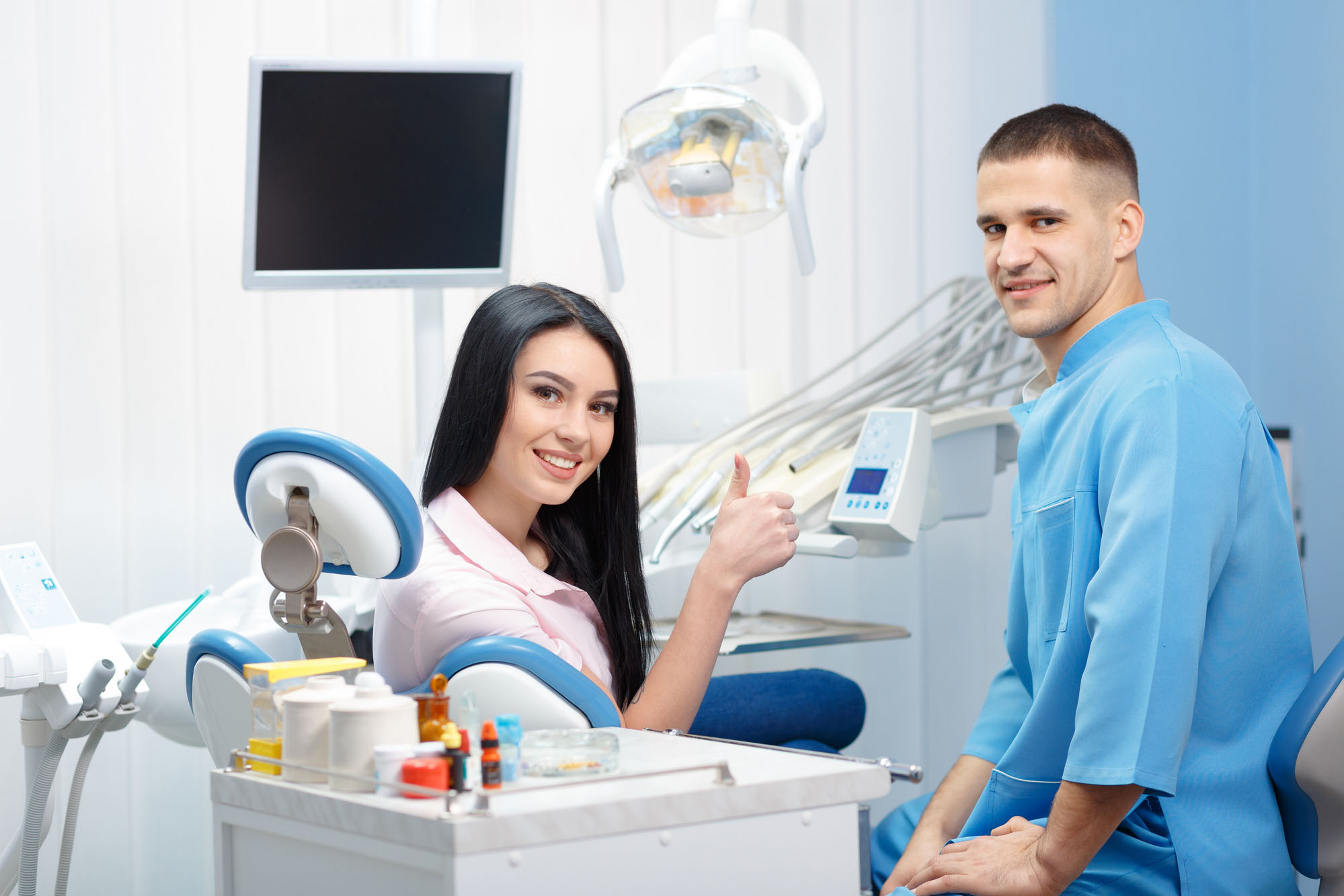 По каким параметрам выбирать стоматологическую клинику?