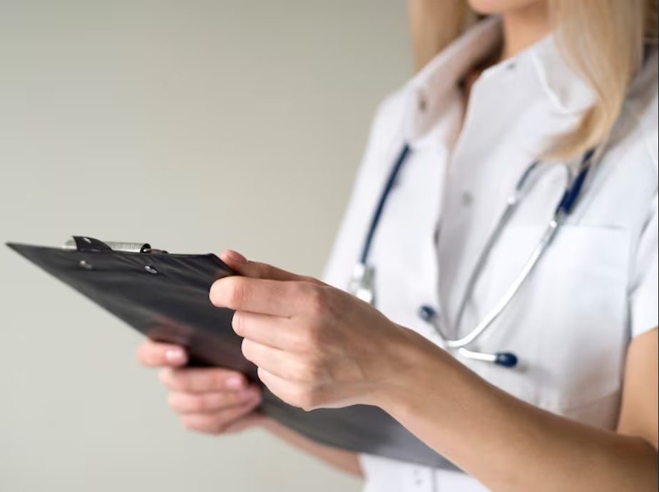 Когда нужен нарколог на дом в Краснодаре: показания, этапы работы и безопасность при вызове специалиста